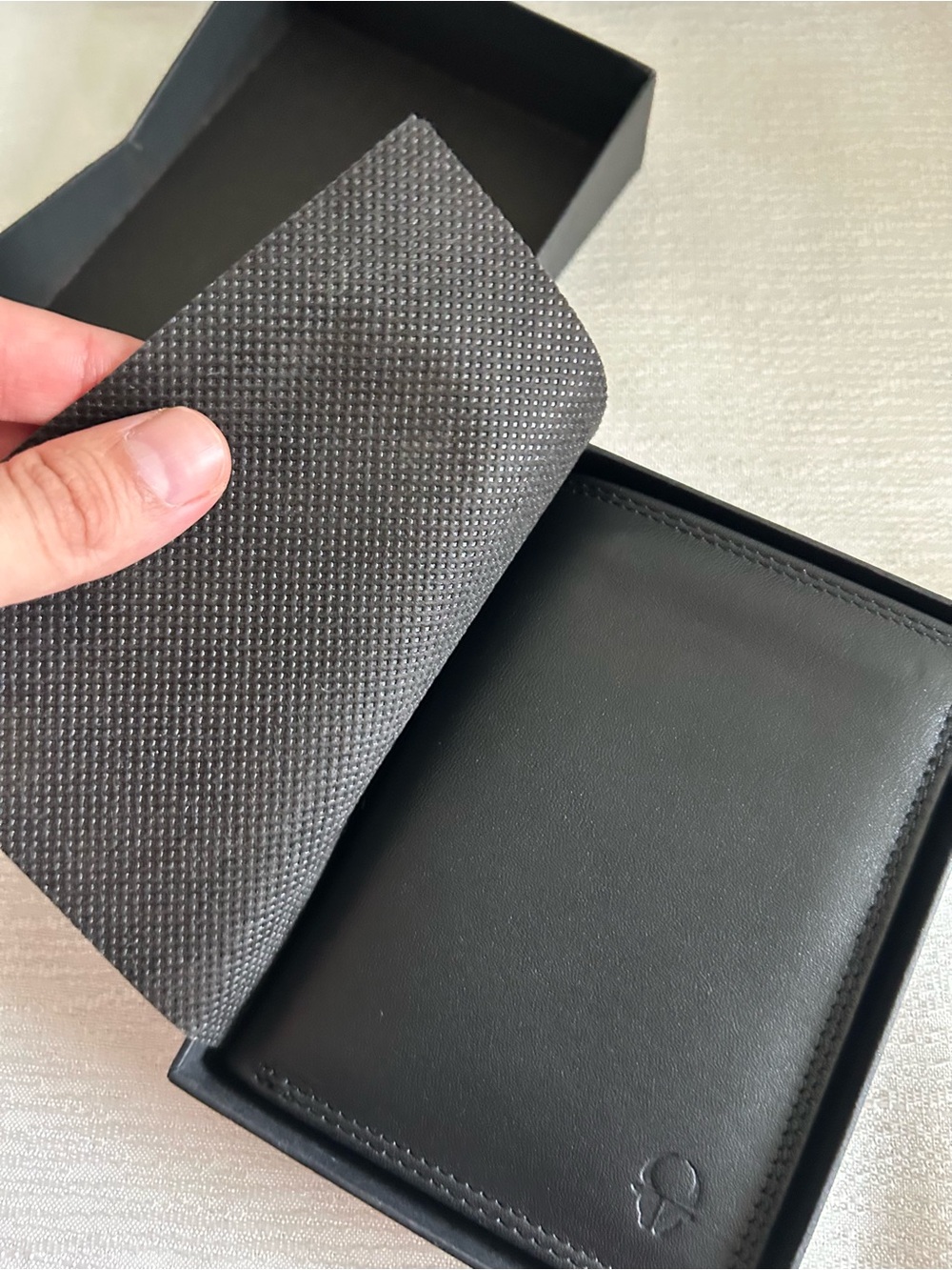 Donbolso Vienna Large Leather Wallet for Men with RFID Protection